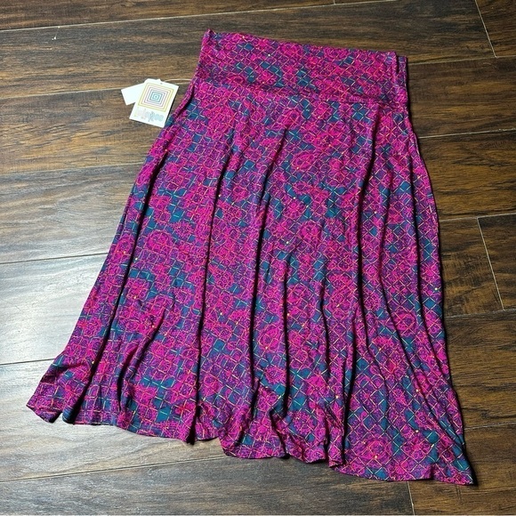 LuLaRoe Pink Paisley Printed Azure Skirt - Picture 4 of 5